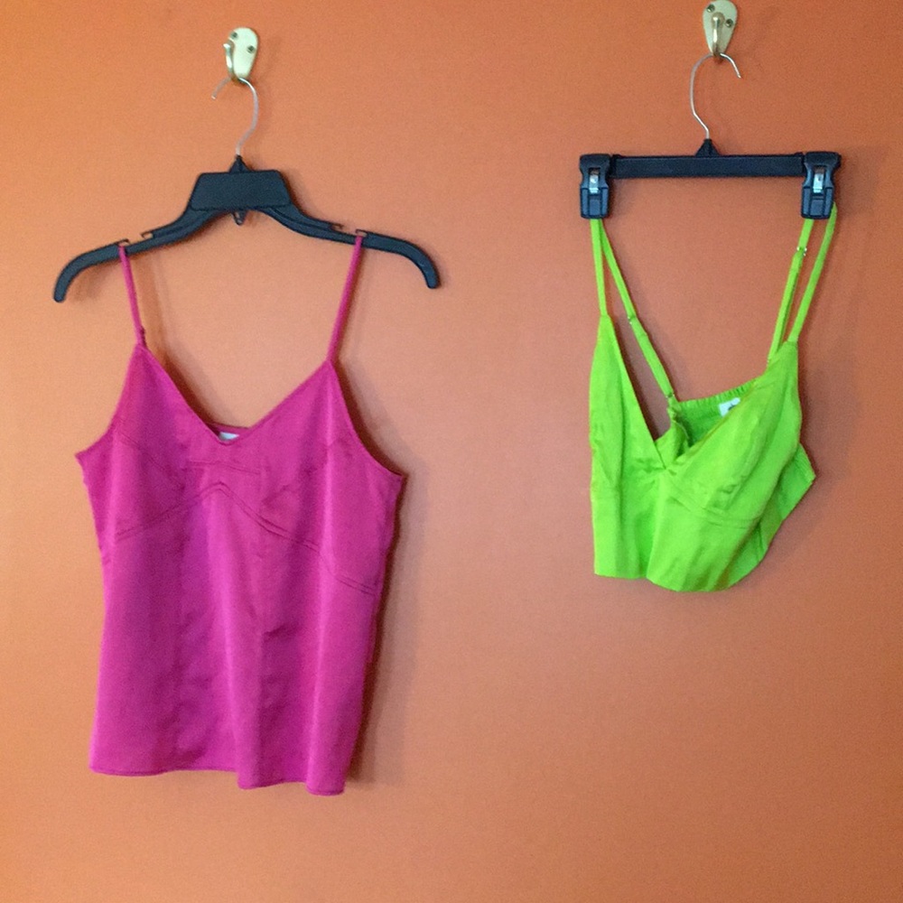 Women’s Set of 2 Hot Pink / Lime Green Spaghetti Strap Tank Top 1 Cropped/Small